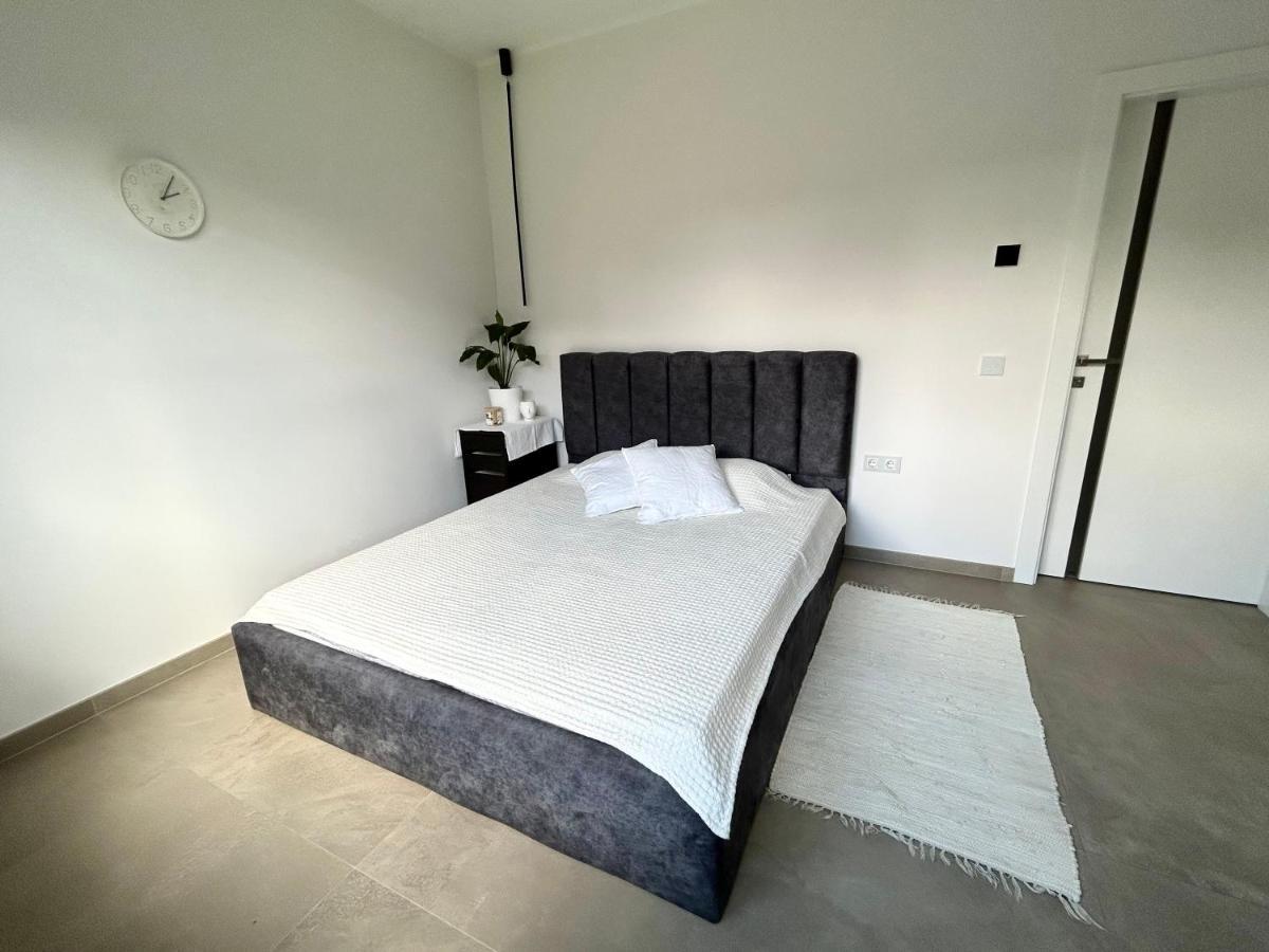 Apartment Ivory House